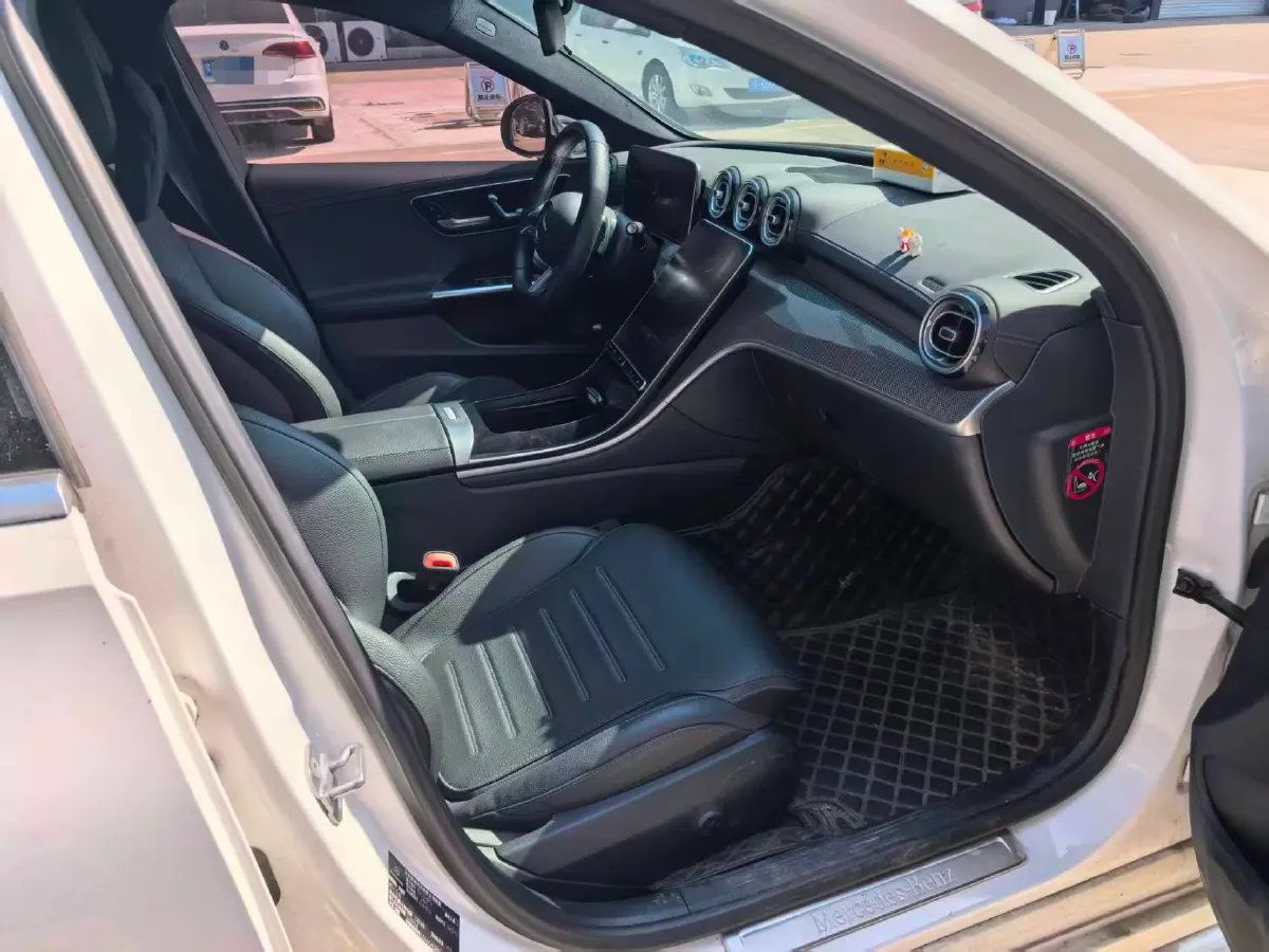 2024 Mercedes-Benz C Class 1.5T 204HP L4 9AT,autocango,china used car exporter,china ev exporter,chinese used car exporter,chinese used ev exporter