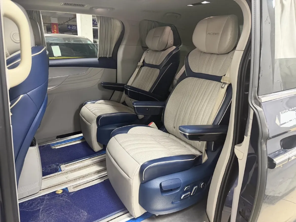 2022 Roewe iMAX8 2.0T 234HP L4 8AT,autocango,china used car exporter,china ev exporter,chinese used car exporter,chinese used ev exporter
