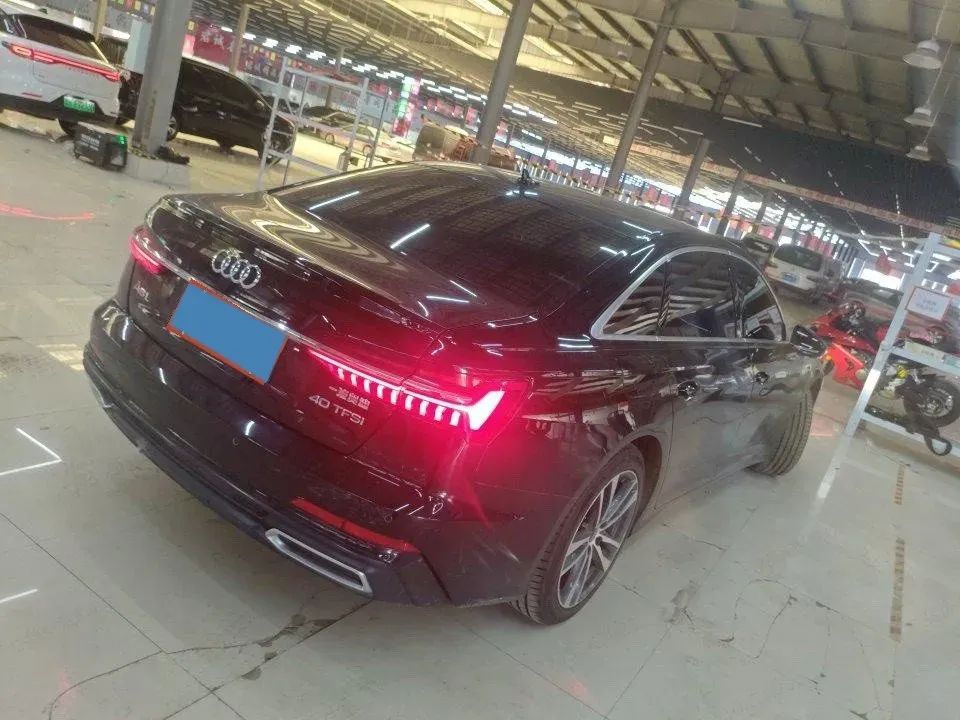 2022 Audi A6L 2.0T 190HP L4 7DCT,autocango,china used car exporter,china ev exporter,chinese used car exporter,chinese used ev exporter