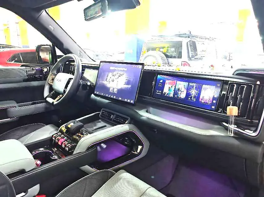 2024 FangChengBao Bao 5 1.5T 194HP L4 E-CVT PHEV 31.8KWH,autocango,china used car exporter,china ev exporter,chinese used car exporter,chinese used ev exporter