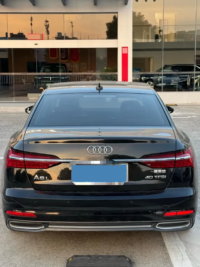 2020 Audi A6L 2.0T 190HP L4 7DCT,autocango,china used car exporter,china ev exporter,chinese used car exporter,chinese used ev exporter
