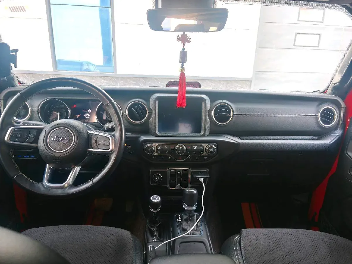 2021 Jeep Wrangler 2.0T 266HP L4 8AT,autocango,china used car exporter,china ev exporter,chinese used car exporter,chinese used ev exporter