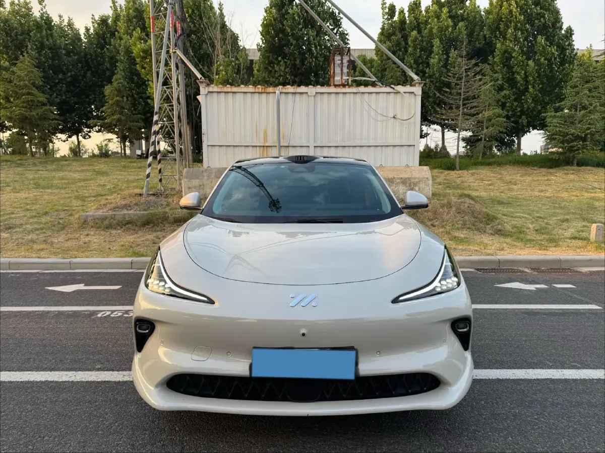 2025 IM LS6 BEV 83KWH,autocango,china used car exporter,china ev exporter,chinese used car exporter,chinese used ev exporter