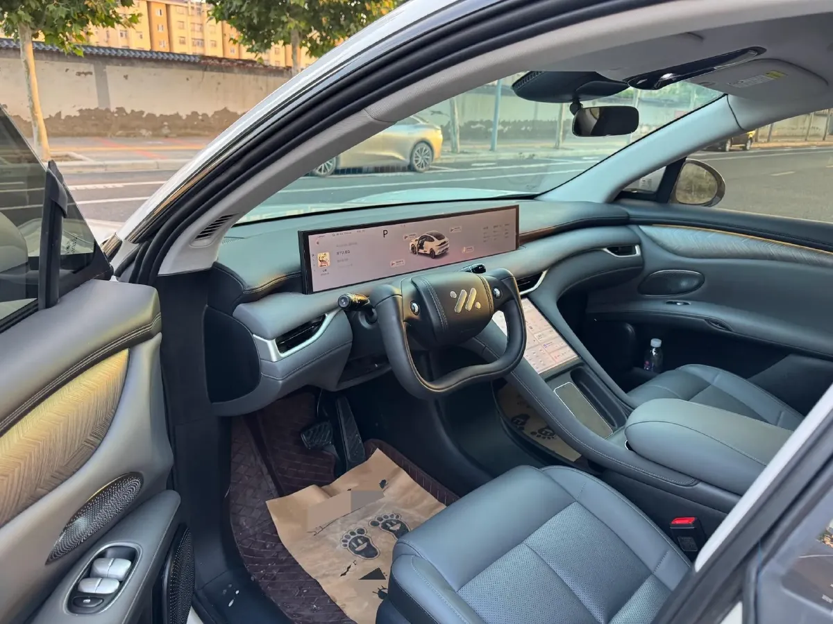 2025 IM LS6 BEV 83KWH,autocango,china used car exporter,china ev exporter,chinese used car exporter,chinese used ev exporter