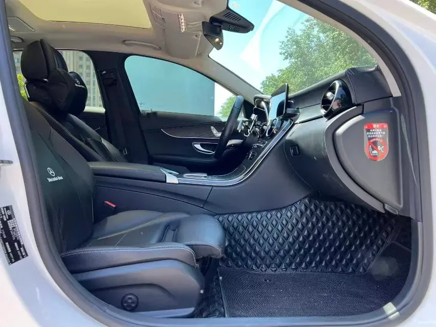 2021 Mercedes-Benz C Class 1.5T 156HP L4 9AT,autocango,china used car exporter,china ev exporter,chinese used car exporter,chinese used ev exporter