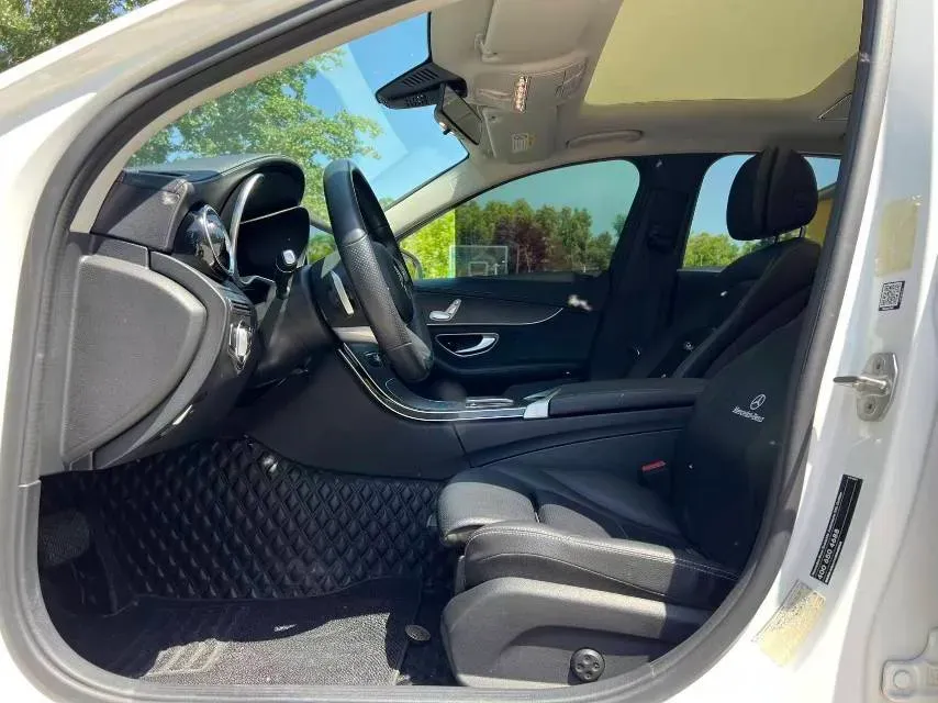 2021 Mercedes-Benz C Class 1.5T 156HP L4 9AT,autocango,china used car exporter,china ev exporter,chinese used car exporter,chinese used ev exporter
