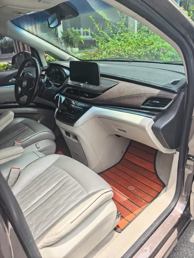 2022 Buick GL8 2.0T 237HP L4 9AT,autocango,china used car exporter,china ev exporter,chinese used car exporter,chinese used ev exporter