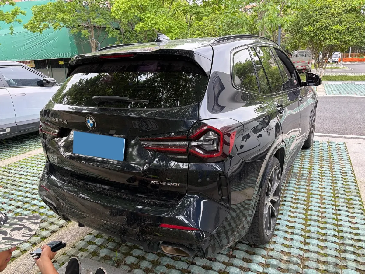 2022 BMW X3 2.0T 252HP L4 8AT,autocango,china used car exporter,china ev exporter,chinese used car exporter,chinese used ev exporter