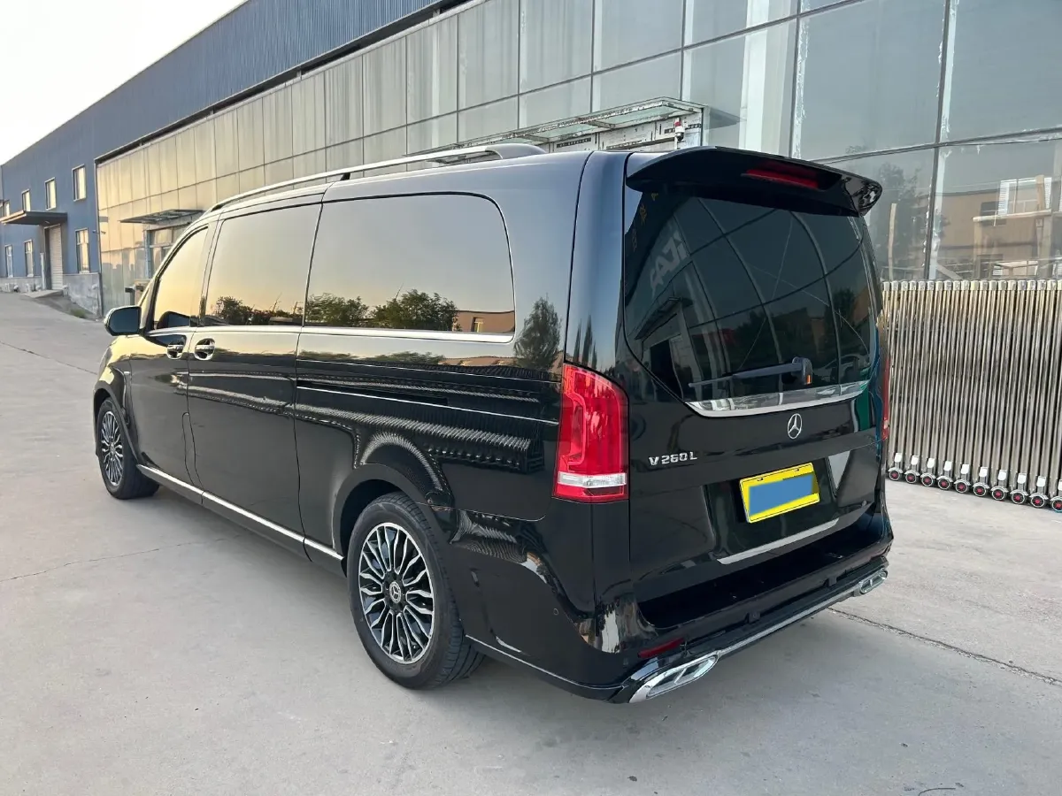 2018 Mercedes-Benz V Class 2.0T 211HP L4 7AT,autocango,china used car exporter,china ev exporter,chinese used car exporter,chinese used ev exporter