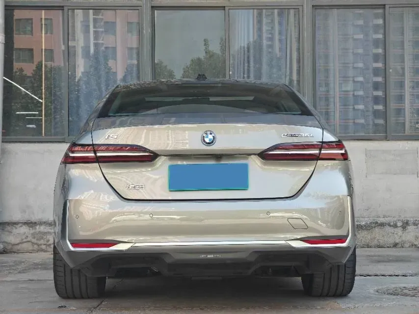 2024 BMW i5 BEV 79.05KWH,autocango,china used car exporter,china ev exporter,chinese used car exporter,chinese used ev exporter