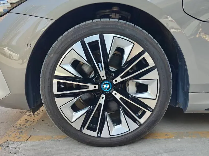 2024 BMW i5 BEV 79.05KWH,autocango,china used car exporter,china ev exporter,chinese used car exporter,chinese used ev exporter