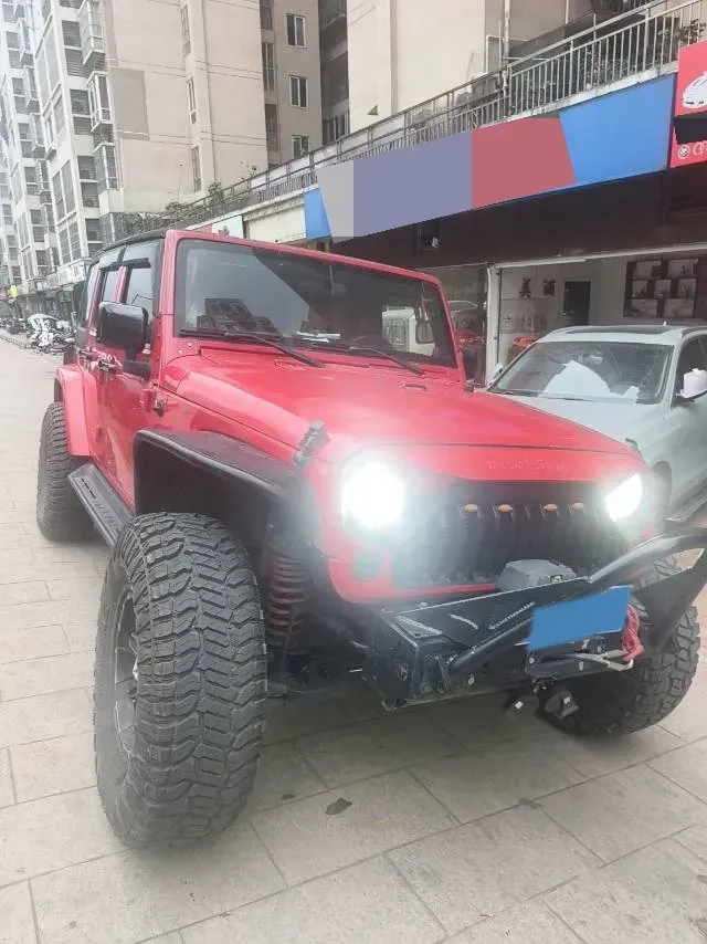 2010 Jeep Wrangler 3.8L 199HP V6 4AT,autocango,china used car exporter,china ev exporter,chinese used car exporter,chinese used ev exporter
