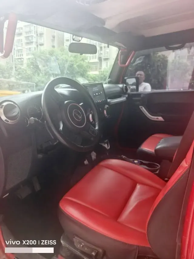 2010 Jeep Wrangler 3.8L 199HP V6 4AT,autocango,china used car exporter,china ev exporter,chinese used car exporter,chinese used ev exporter