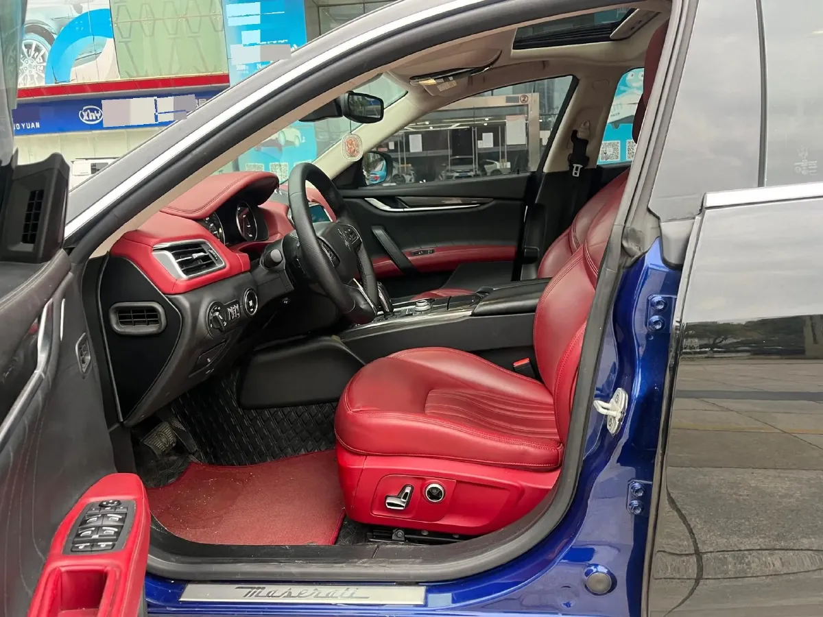 2022 Audi Q7 2.0T 245HP L4 8AT,autocango,china used car exporter,china ev exporter,chinese used car exporter,chinese used ev exporter