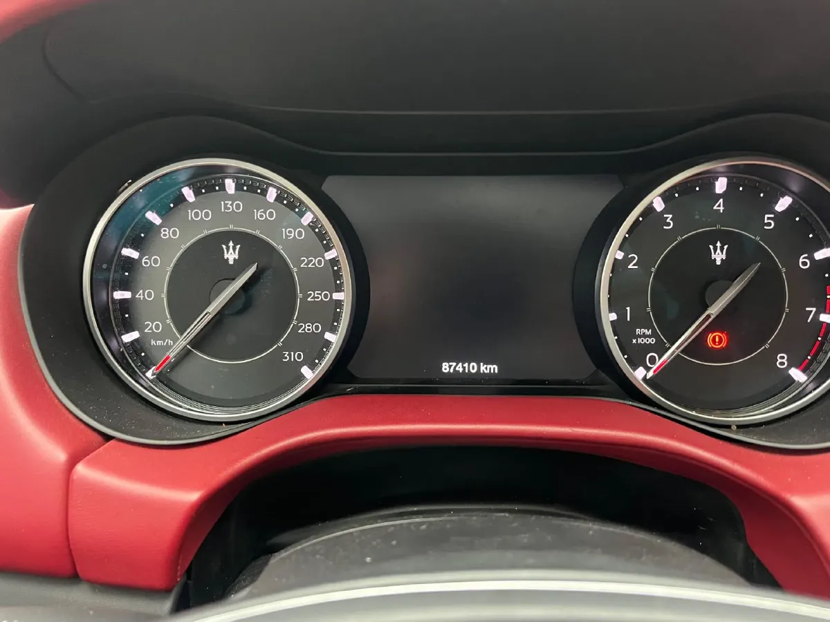 2022 Audi Q7 2.0T 245HP L4 8AT,autocango,china used car exporter,china ev exporter,chinese used car exporter,chinese used ev exporter
