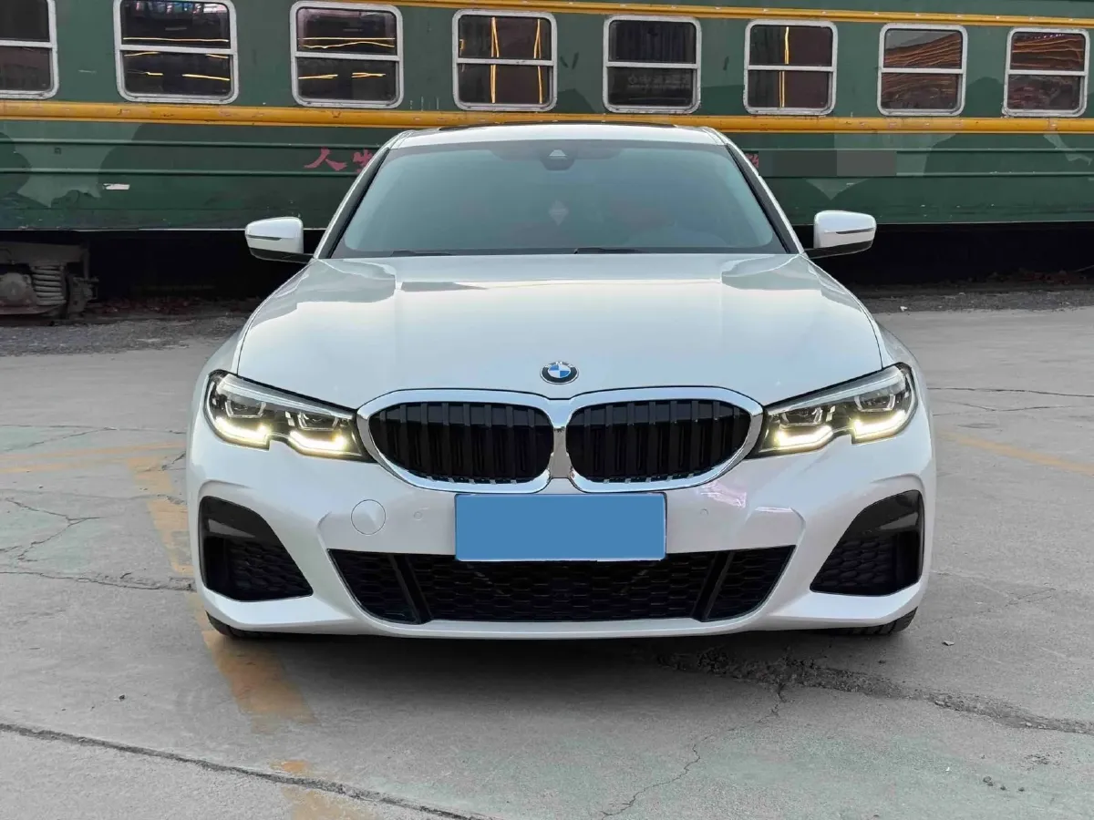 2021 BMW 3 Series 2.0T 184HP L4 8AT,autocango,china used car exporter,china ev exporter,chinese used car exporter,chinese used ev exporter