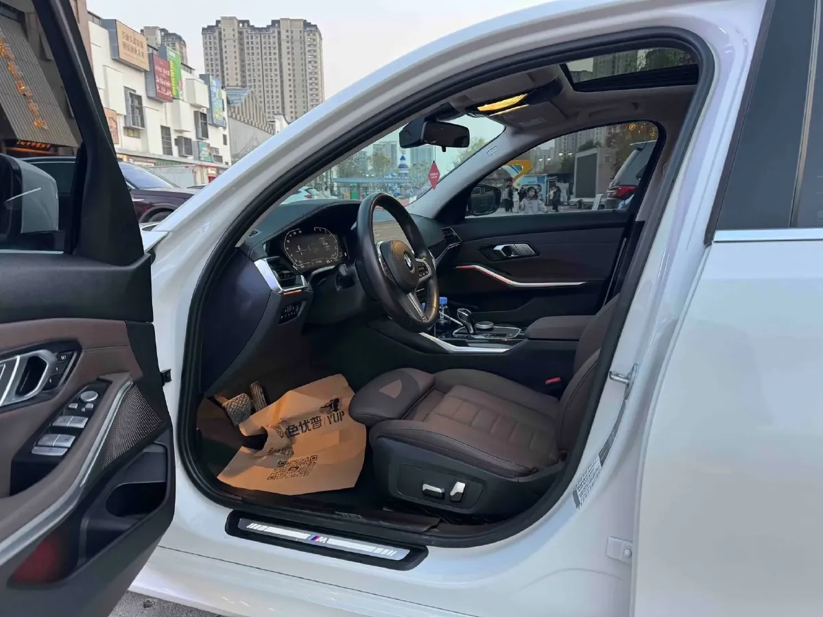 2021 BMW 3 Series 2.0T 184HP L4 8AT,autocango,china used car exporter,china ev exporter,chinese used car exporter,chinese used ev exporter