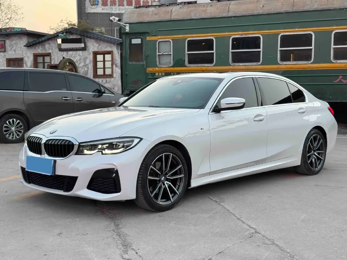 2021 BMW 3 Series 2.0T 184HP L4 8AT,autocango,china used car exporter,china ev exporter,chinese used car exporter,chinese used ev exporter