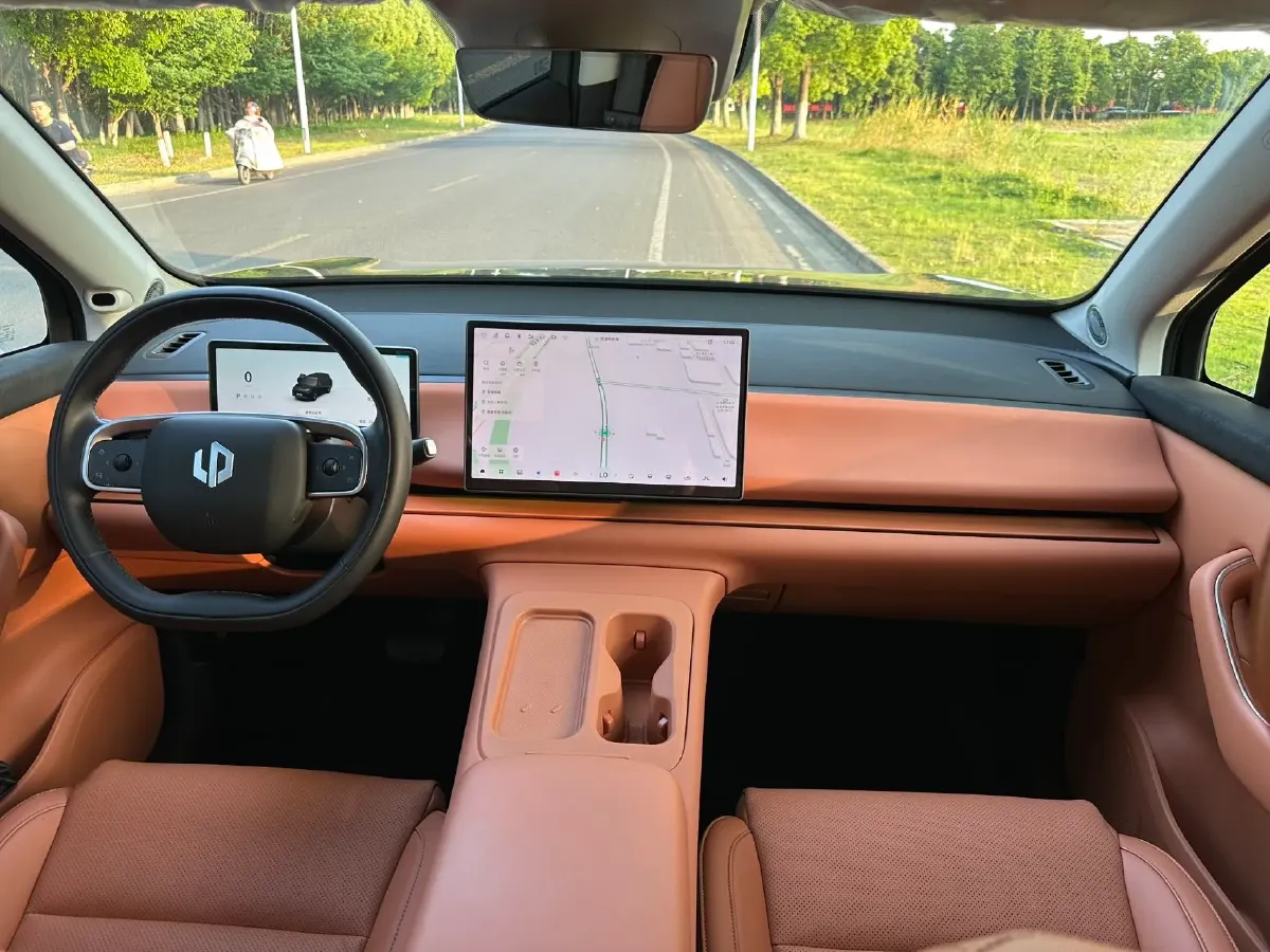 2024 Leapmotor C16 1.5L 95HP L4 REEV 28.4KWH,autocango,china used car exporter,china ev exporter,chinese used car exporter,chinese used ev exporter