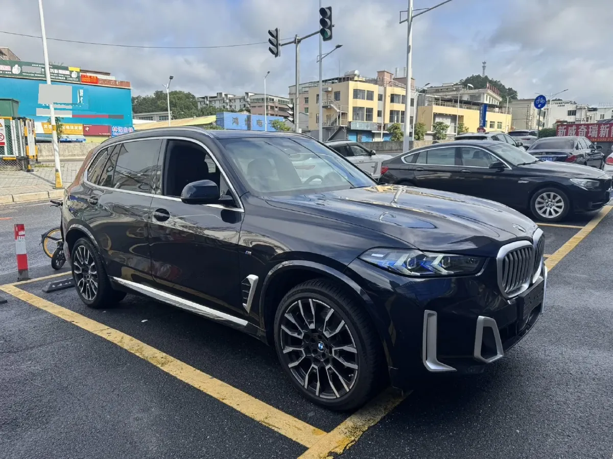2025 BMW X5 3.0T 381HP L6 8AT,autocango,china used car exporter,china ev exporter,chinese used car exporter,chinese used ev exporter