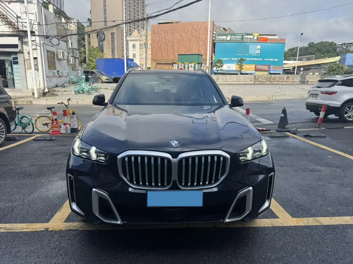 2025 BMW X5 3.0T 381HP L6 8AT,autocango,china used car exporter,china ev exporter,chinese used car exporter,chinese used ev exporter