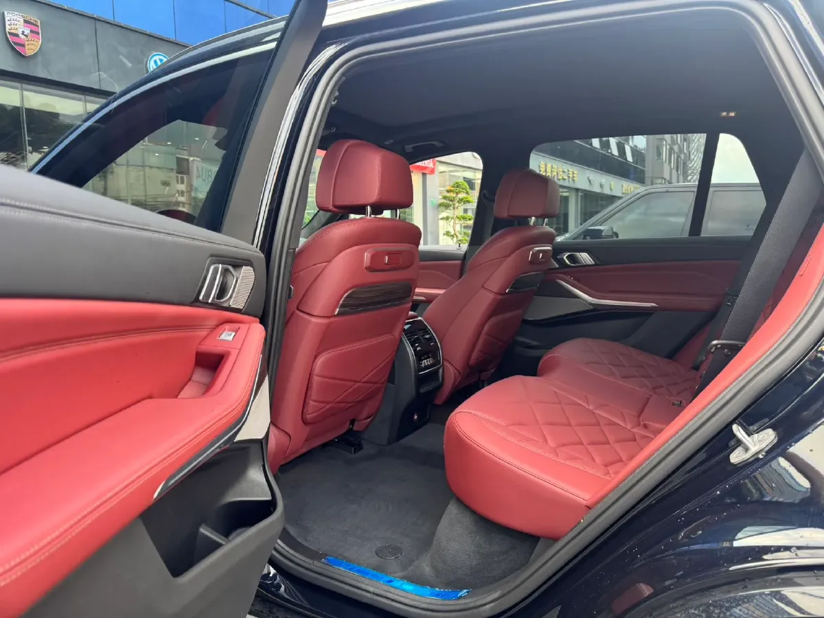 2025 BMW X5 3.0T 381HP L6 8AT,autocango,china used car exporter,china ev exporter,chinese used car exporter,chinese used ev exporter