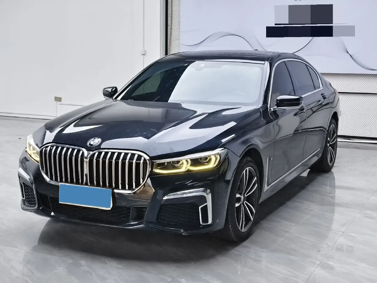 2021 BMW 7 Series 2.0T 265HP L4 8AT,autocango,china used car exporter,china ev exporter,chinese used car exporter,chinese used ev exporter