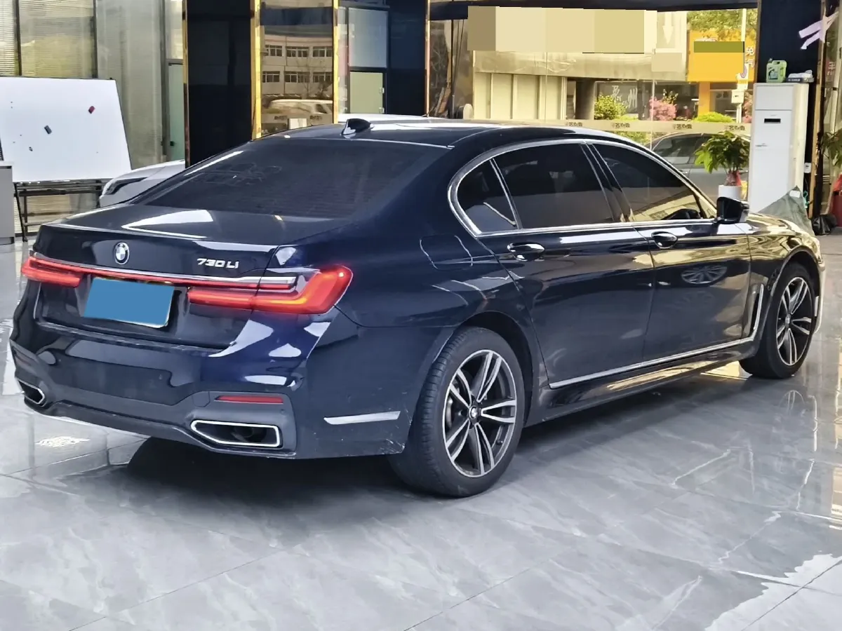 2021 BMW 7 Series 2.0T 265HP L4 8AT,autocango,china used car exporter,china ev exporter,chinese used car exporter,chinese used ev exporter
