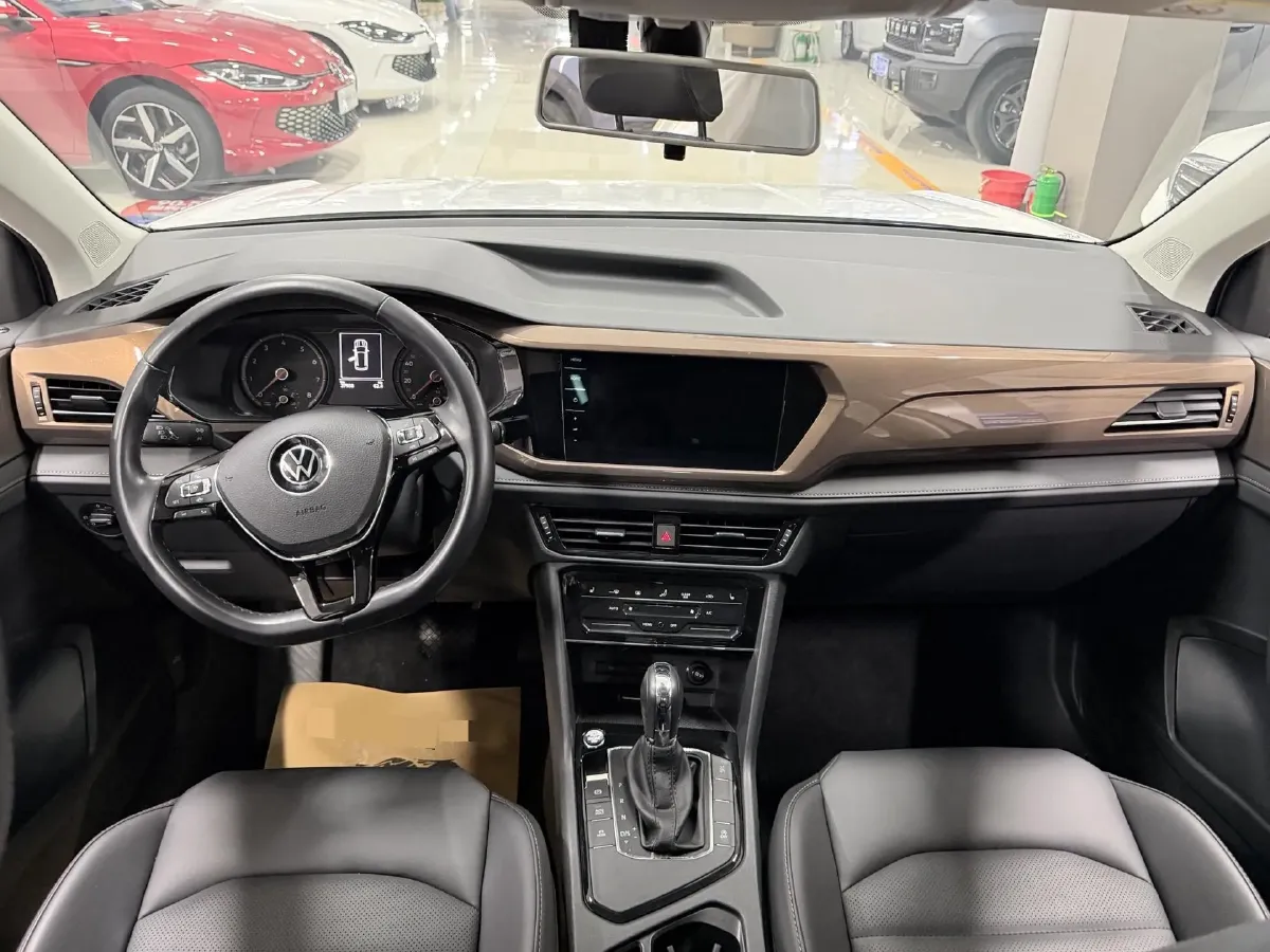 2021 Volkswagen Tharu 1.4T 150HP L4 7DCT,autocango,china used car exporter,china ev exporter,chinese used car exporter,chinese used ev exporter
