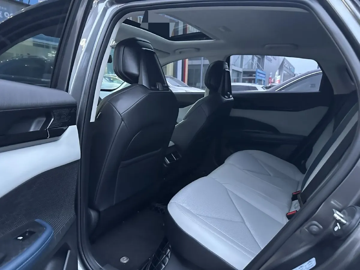 2023 ChangAn UNI-V iDD 1.5T 170HP L4 6TCT PHEV 18.4KWH,autocango,china used car exporter,china ev exporter,chinese used car exporter,chinese used ev exporter