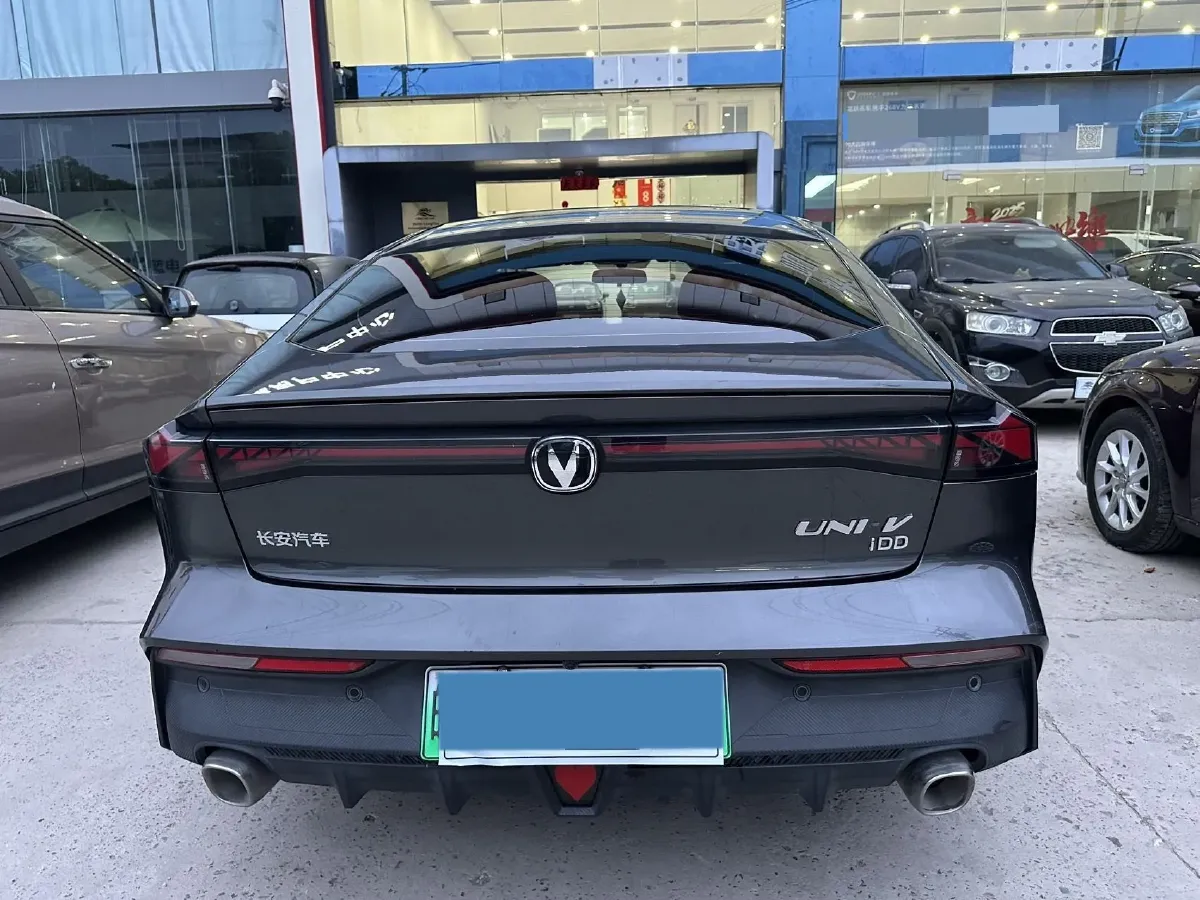 2023 ChangAn UNI-V iDD 1.5T 170HP L4 6TCT PHEV 18.4KWH,autocango,china used car exporter,china ev exporter,chinese used car exporter,chinese used ev exporter