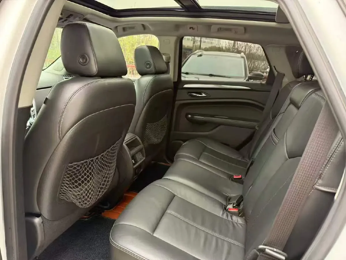 2015 Cadillac SRX 3.0L 271HP V6 6AT,autocango,china used car exporter,china ev exporter,chinese used car exporter,chinese used ev exporter