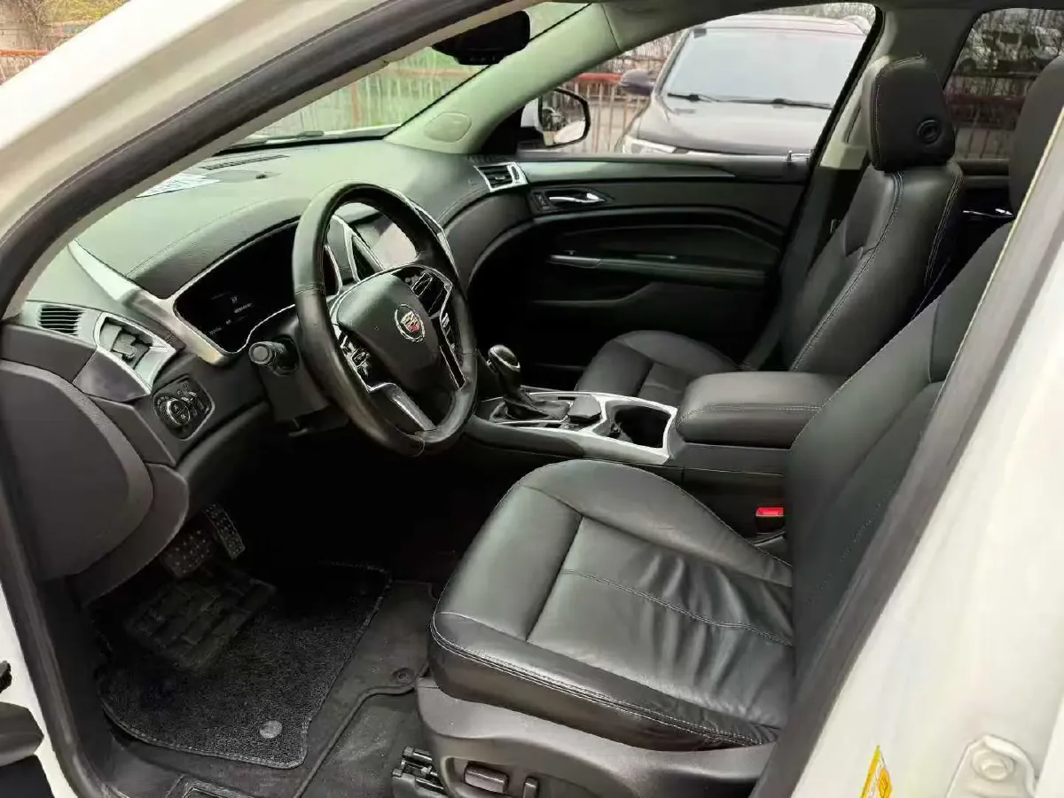 2015 Cadillac SRX 3.0L 271HP V6 6AT,autocango,china used car exporter,china ev exporter,chinese used car exporter,chinese used ev exporter