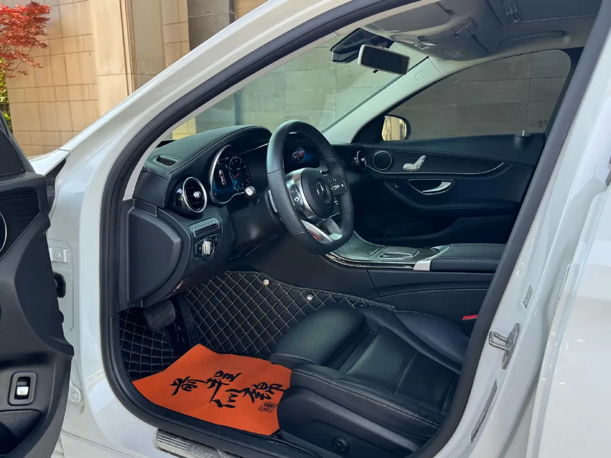 2020 Mercedes-Benz C Class 1.5T 156HP L4 9AT,autocango,china used car exporter,china ev exporter,chinese used car exporter,chinese used ev exporter