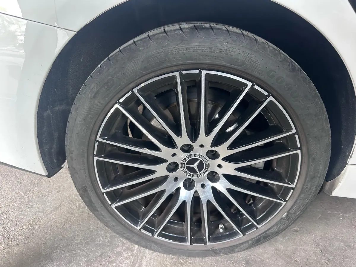 2023 Mercedes-Benz C Class 1.5T 204HP L4 9AT,autocango,china used car exporter,china ev exporter,chinese used car exporter,chinese used ev exporter