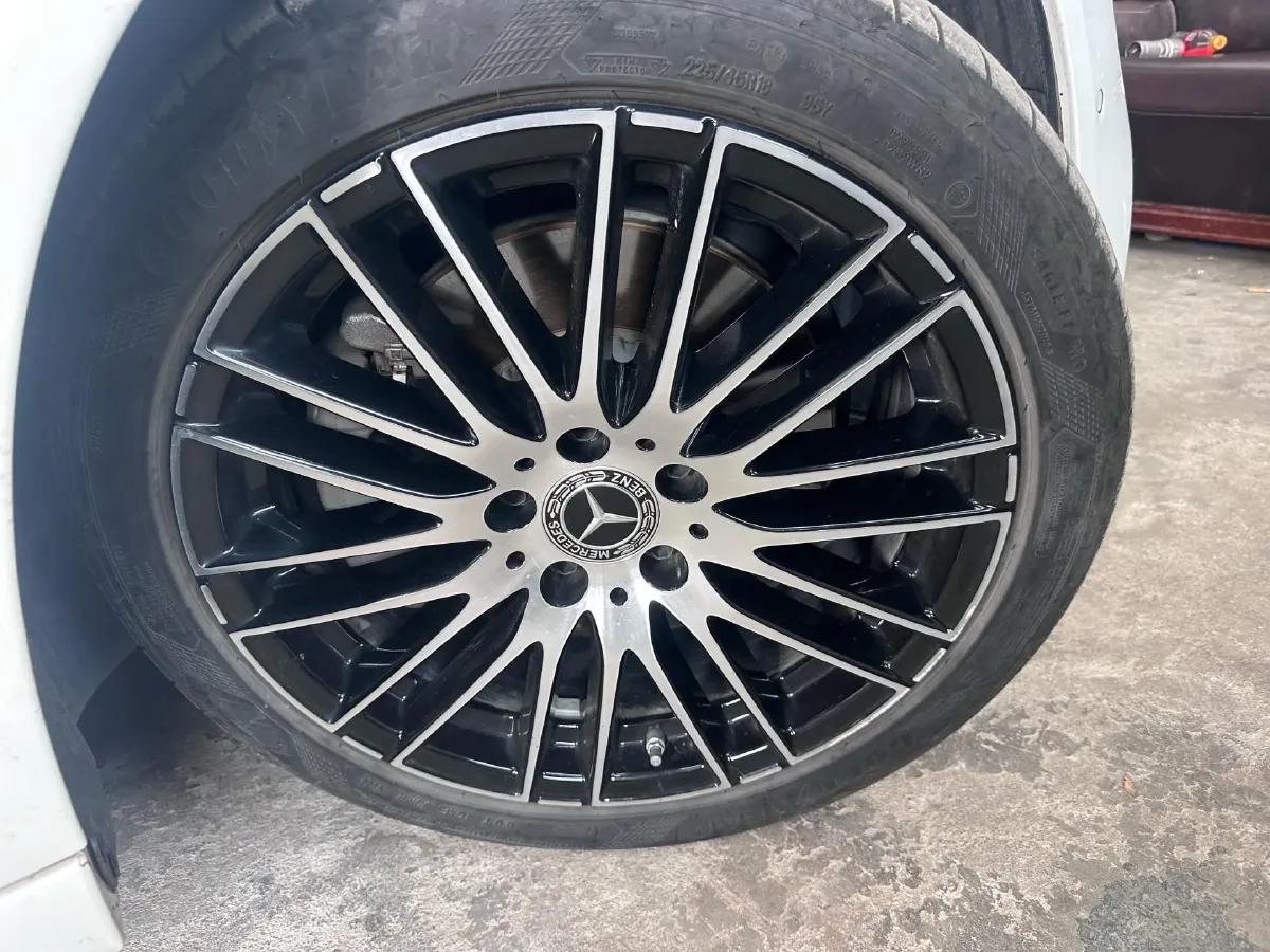 2023 Mercedes-Benz C Class 1.5T 204HP L4 9AT,autocango,china used car exporter,china ev exporter,chinese used car exporter,chinese used ev exporter