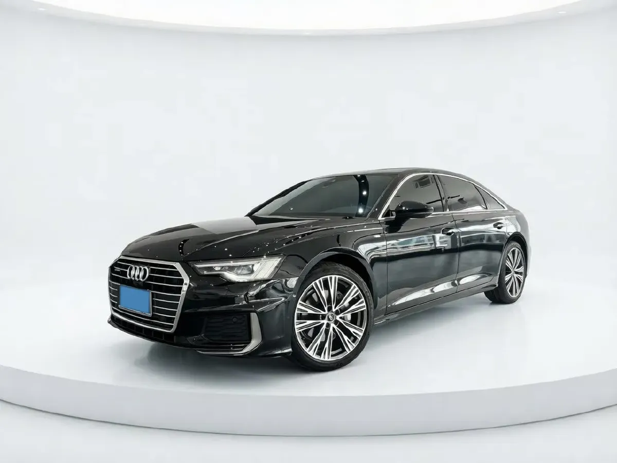 2022 Audi A6L 2.0T 224HP L4 7DCT,autocango,china used car exporter,china ev exporter,chinese used car exporter,chinese used ev exporter