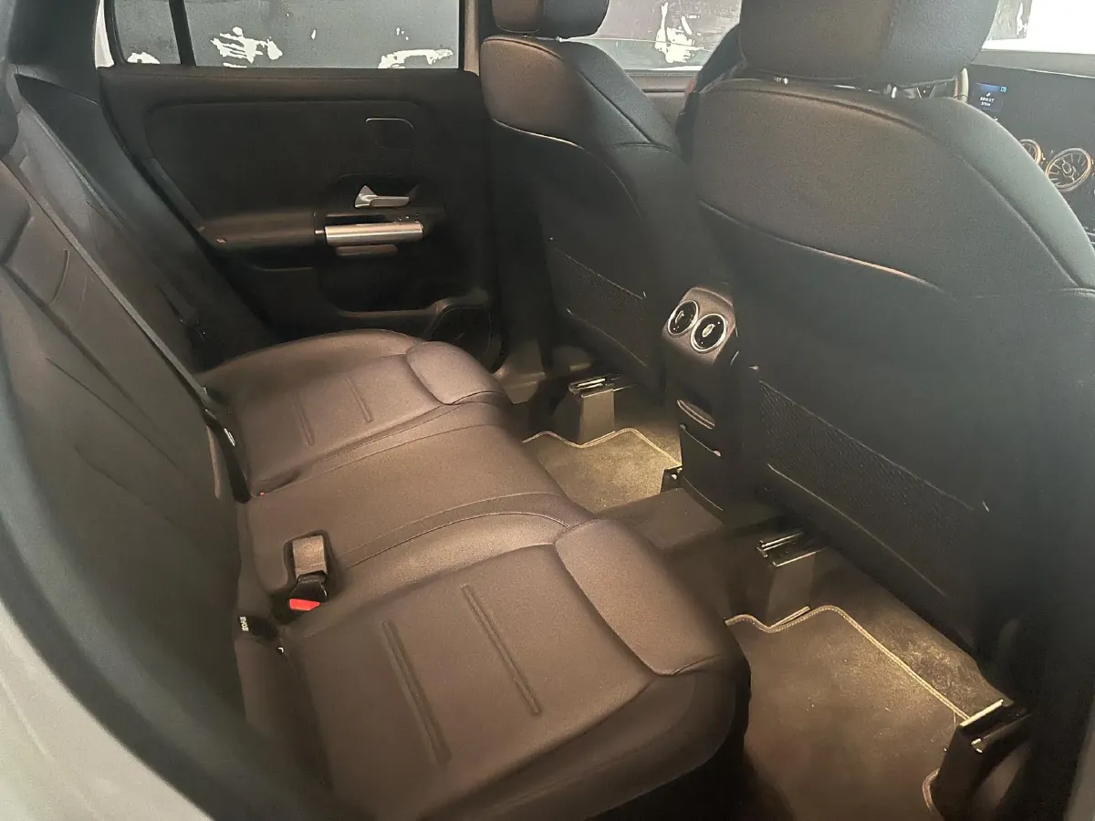 2024 Mercedes-Benz GLA Class 2.0T 190HP L4 8DCT,autocango,china used car exporter,china ev exporter,chinese used car exporter,chinese used ev exporter