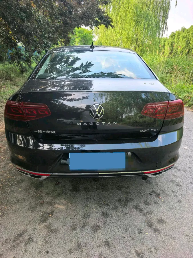 2025 Volkswagen Magotan 1.4T 150HP L4 7DCT,autocango,china used car exporter,china ev exporter,chinese used car exporter,chinese used ev exporter