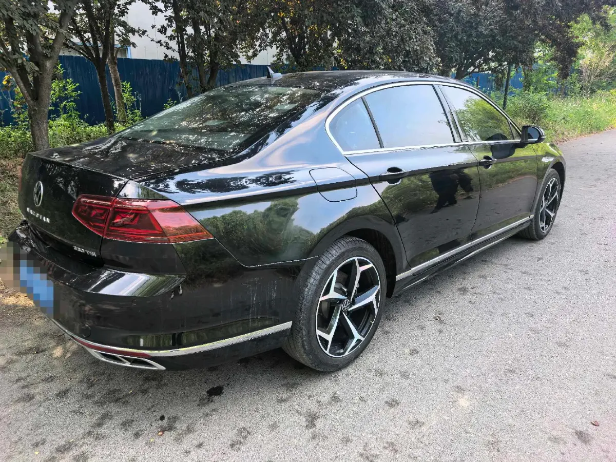 2025 Volkswagen Magotan 1.4T 150HP L4 7DCT,autocango,china used car exporter,china ev exporter,chinese used car exporter,chinese used ev exporter