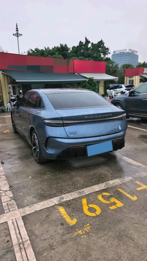 2022 AITO AITO M5 Range Extended 125HP REEV 40KWH,autocango,china used car exporter,china ev exporter,chinese used car exporter,chinese used ev exporter