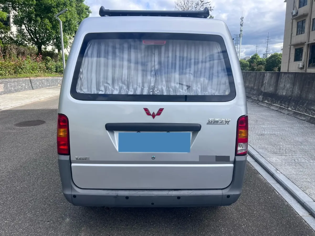 2023 WuLing ZhiGuang 1.5L 102HP L4 5MT,autocango,china used car exporter,china ev exporter,chinese used car exporter,chinese used ev exporter