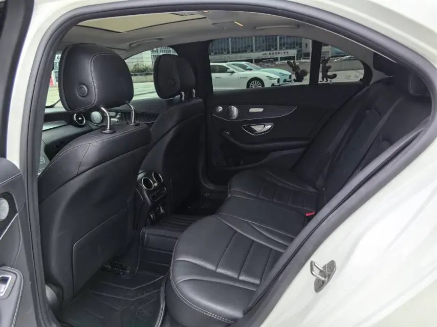 2021 Mercedes-Benz C Class 1.5T 184HP L4 9AT,autocango,china used car exporter,china ev exporter,chinese used car exporter,chinese used ev exporter