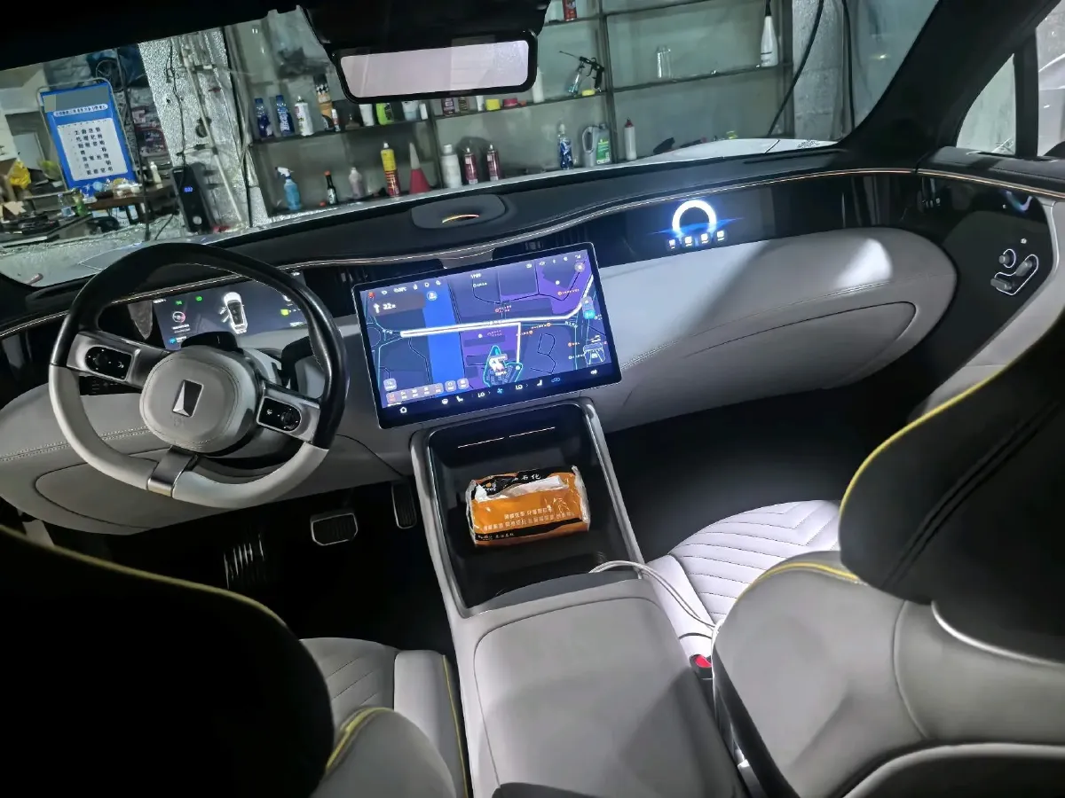 2022 Avatr 11 BEV 90.38KWH,autocango,china used car exporter,china ev exporter,chinese used car exporter,chinese used ev exporter