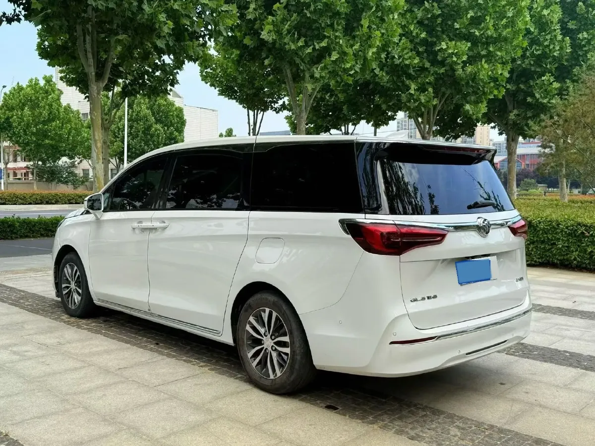 2023 Buick GL8 2.0T 237HP L4 9AT,autocango,china used car exporter,china ev exporter,chinese used car exporter,chinese used ev exporter