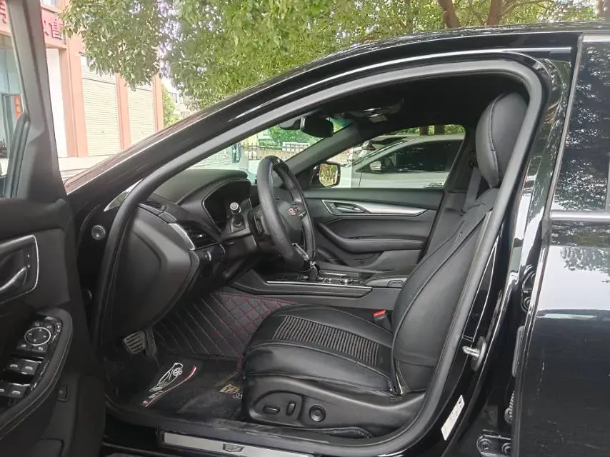 2023 Cadillac CT5 2.0T 237HP L4 10AT,autocango,china used car exporter,china ev exporter,chinese used car exporter,chinese used ev exporter