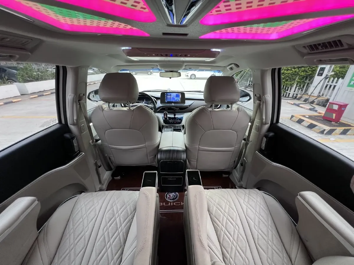 2021 Buick GL8 2.0T 237HP L4 9AT,autocango,china used car exporter,china ev exporter,chinese used car exporter,chinese used ev exporter