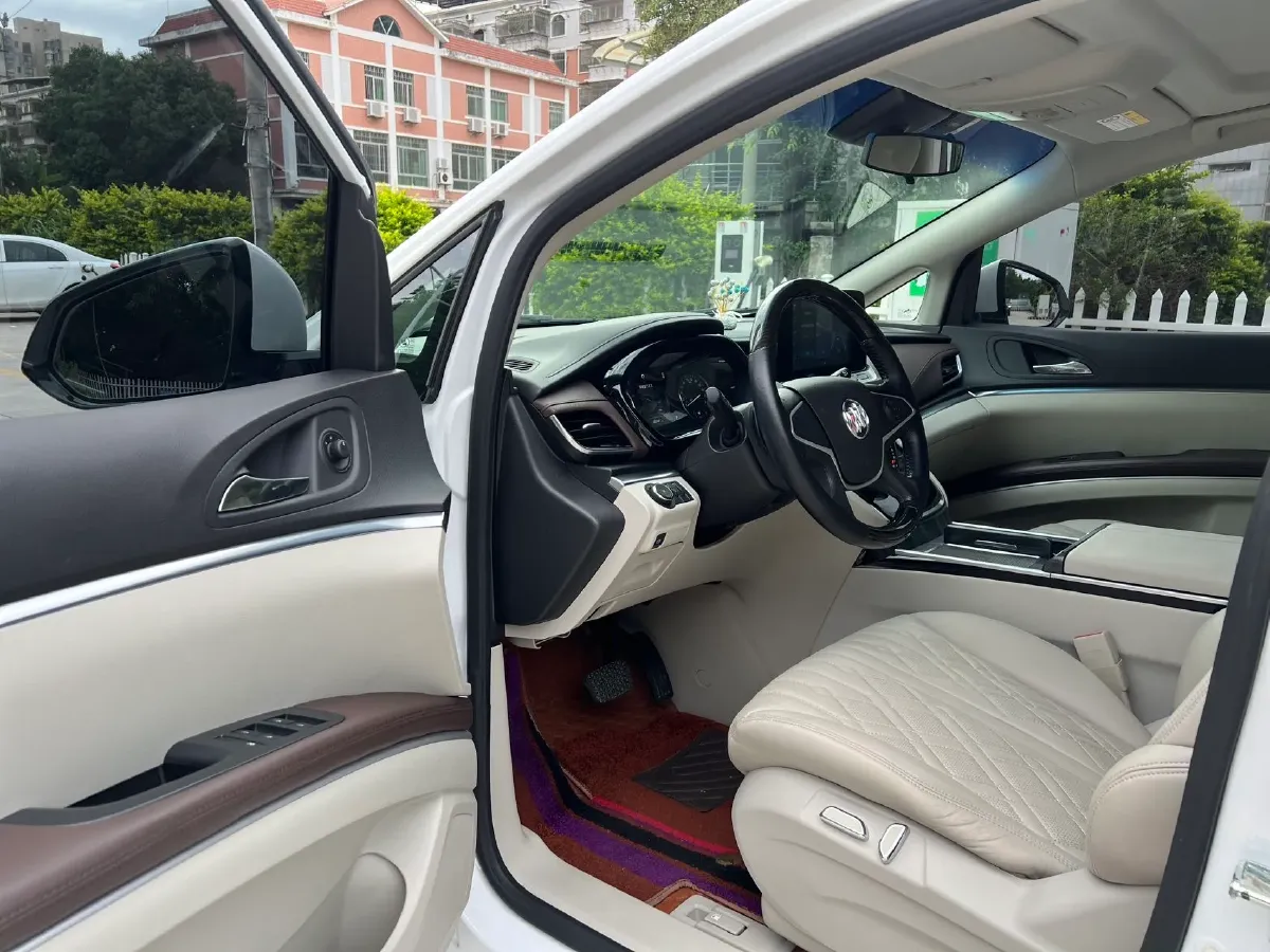 2021 Buick GL8 2.0T 237HP L4 9AT,autocango,china used car exporter,china ev exporter,chinese used car exporter,chinese used ev exporter