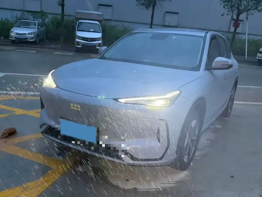 2024 LanDian E5 1.5L 110HP L4 E-CVT PHEV 17.52KWH,autocango,china used car exporter,china ev exporter,chinese used car exporter,chinese used ev exporter