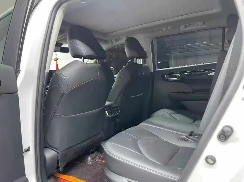 2023 Toyota Highlander 2.5L 189HP L4 E-CVT Hybrid,autocango,china used car exporter,china ev exporter,chinese used car exporter,chinese used ev exporter